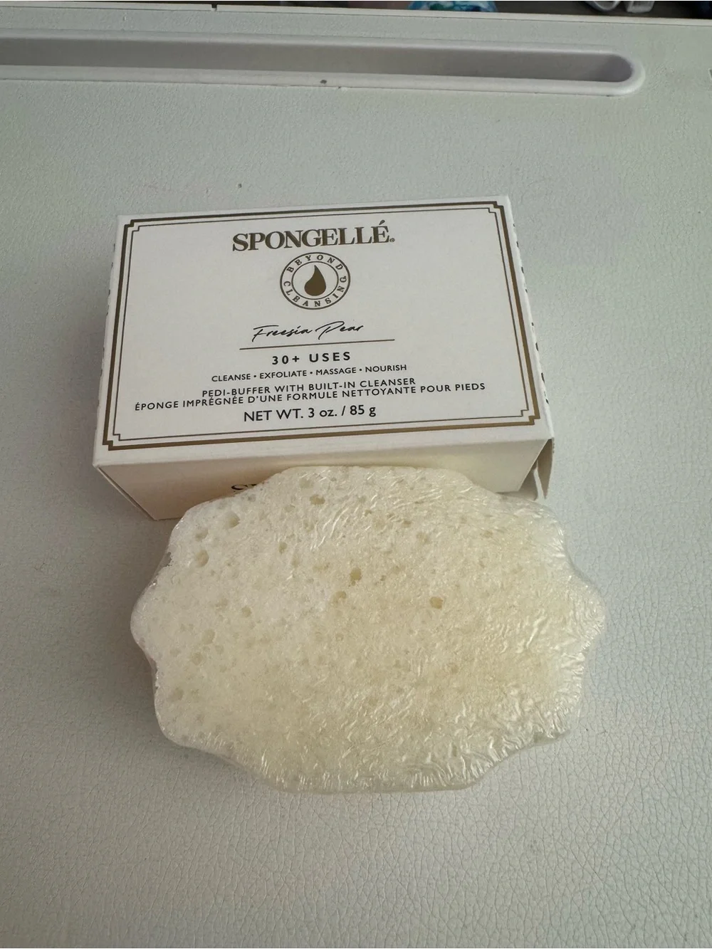 Spongelle Freesia Pear Exfoliating Cleansing Pedi-Buffer